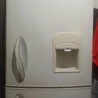 یخچال ضد برفک کاملا سالم و تمیز|یخچال و فریزر|سراوان, |دیوار