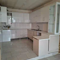 آپارتمان کم واحد / پارکینگ سندی/انباری