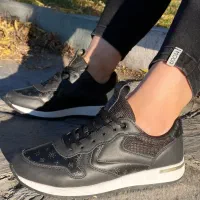 کتونی اسمارای آلمان نو سایز ۳۷ خارجی مناسب ۳۸ هست