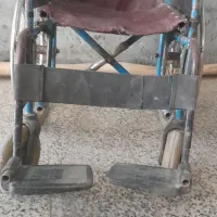 یک عدد ویلچر دسته دوم