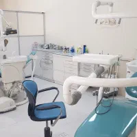 همکاری دندانپزشک