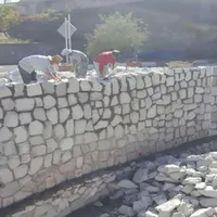 استاد کار و سنگ کار ماهر