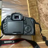 دوربین     canon7D