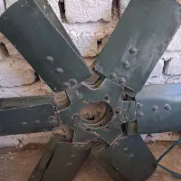 صندلی بادی.رادیاتور.سرسیلندر و لوازم کامیون بنز