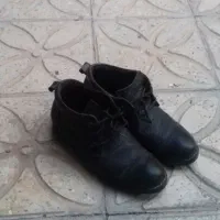 یک جفت کفش نیم بوت مردانه