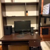 میز کامپیوتر کتابخانه