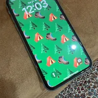 اپل iPhone 11 با حافظهٔ ۱۲۸ گیگابایت