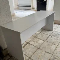 میز کاشت ناخن|آرایشگاه و سالنهای زیبایی|رشت, صفاری|دیوار