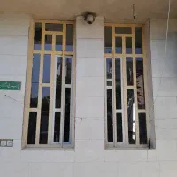 دو عدد پنجره کارکرده