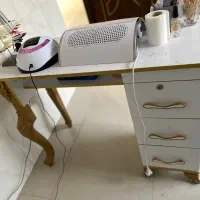 فروش تجهیزات ارایشگاه|آرایشگاه و سالن‌های زیبایی|مبارکه, |دیوار