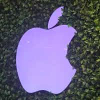 فروشنده وخریدار موبایل آکبند وکارکرده مدل بالا