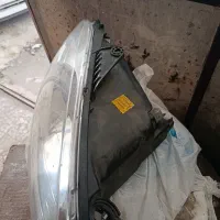 چراغ جلوی 206 سالم جفت هستش چراغ