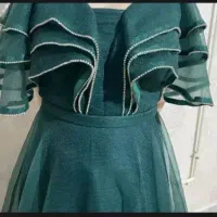 تعدادی وسیله و لباس