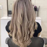 بهترین فرصت برای همکاران عزیز در حوزه زیبایی|استخدام درمانی، زیبایی، بهداشتی|هشتگرد, شهرک بعثت|دیوار