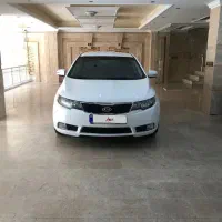 سراتو 2000cc اتومات مونتاژ بدون رنگ