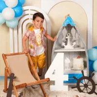 قایق چوبی ایستاده