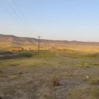 زمین-700متر