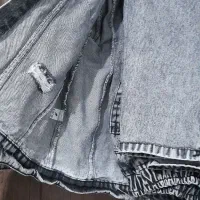 کت و شلوار جین|لباس|رشت, عینک|دیوار