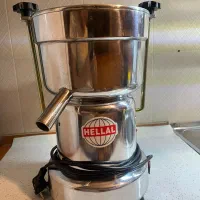 آبمیوه گیری صنعتی بزرگ