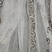 سه عدد پرده پرده سفید دو عدد ویکی مدل برگ