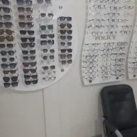 نیاز به فروشنده و منشی و عینکساز