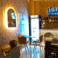 استخدام یک خانم یا آقا در کافه پرشین