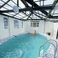 استخر-جزیره-ابگرم-طراحی-شده-خاص