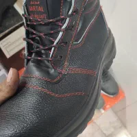 کفش کار محکم استاندارد