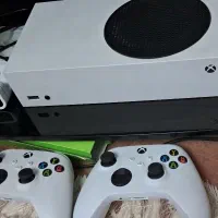 ایکس باکس سری اس ۵۱۲ دو دسته