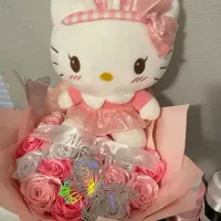 سفارش گل با عروسک های کیوت