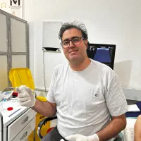 خدمات سونوگرافی و نمونه برداری