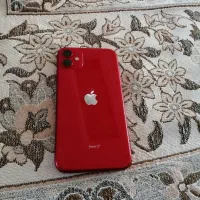 اپل iPhone 11 با حافظهٔ ۱۲۸ گیگابایت