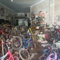 تعدادی زیاد دوچرخه نیاز به تعمیر قیمت خوب