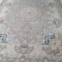 دوتا فرش نه متری در حد نو هستن