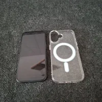 آیفون 17 نورمال