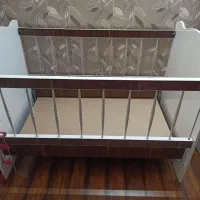 تخت حفاظ دار کودک|تخت و صندلی بچه|اصفهان, بهارستان|دیوار