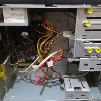 کیس کامپیوتر|رایانه رومیزی|پردیس, فاز ۱۱|دیوار