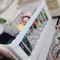 تخت گهواره درحد نو با تشک تختش|تخت و صندلی بچه|رضویه, |دیوار