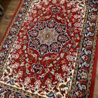 قالیچه ماشینی سالم و قدیمی و ریز باف|فرش|مشهد, شهید مطهری|دیوار