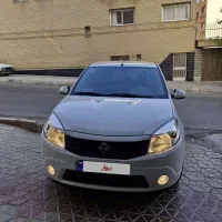 رنو ساندرو اتومات مدل ۹۷