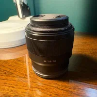 لنز سونی ۵۰ میلیمتر اف ۱.۸