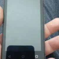 سلام یک عدد گوشی سالم است پقد باطری نداره