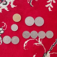 کلکسیون اسکناس و سکه های قدیمی