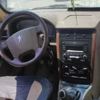 پژو ۴۰۵ مدل ۹۲ آماده بازسازی