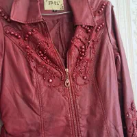 کاپشن.چرم کت چرم|لباس|طرقبه, |دیوار