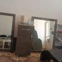 دکور ارایشگاه با صندلی زیر قیمت