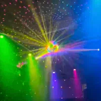 دورهمی زنانه به مناسبت روز مادر