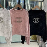 همکار خانم جهت کار در پوشاک زنانه