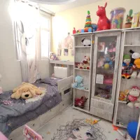 سرویس تخت وکمد نوجوان در حد نو