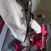 تخت کنار مادر|تخت و صندلی بچه|اصفهان, حسین‌آباد|دیوار